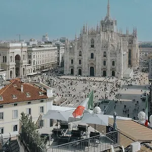 Apartamento Prestige Boutique - Piazza Duomo View, Milão